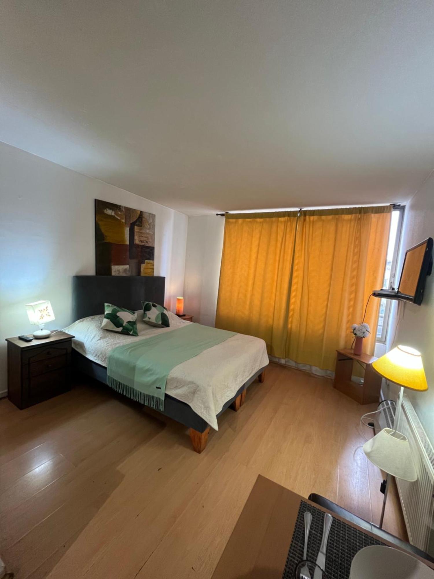 Appartamento Amoblados Guscar Santiago del Cile Esterno foto